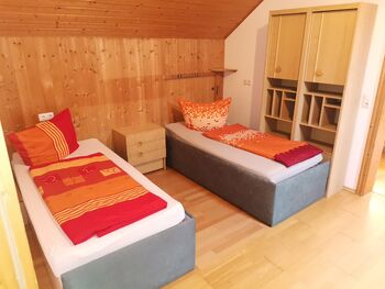 Bio-Ferienhof Gast Bild 4