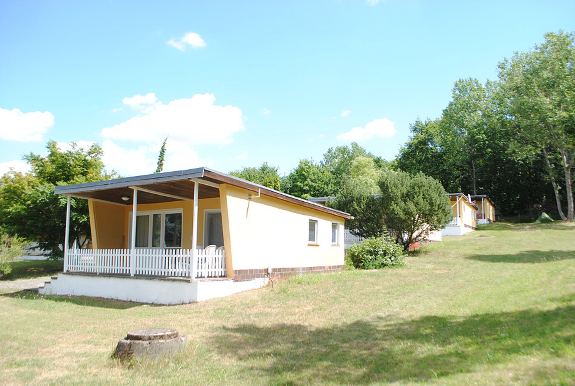 Wohnung und Bungalow sehr ruhig stadtnah