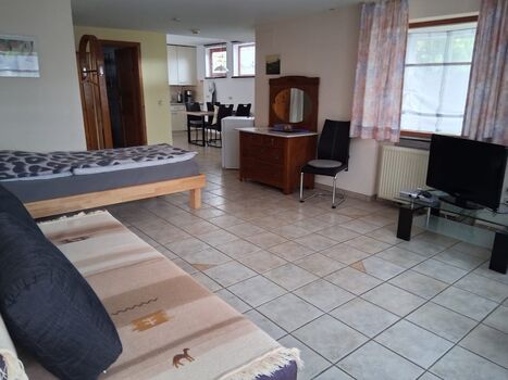 Zentrale ruhige Wohnlage mit Aussenbereicch Bild 3