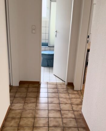2 Wohnungen Esslingen 5-6 Pers. Parking/Waschmaschine/wifi Bild 3