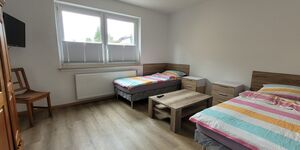 Zweibettzimmer E1