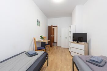 FLEX Aparts - große, möblierte 3-Raum Wohnung in Zwickau Zdjęcie 5