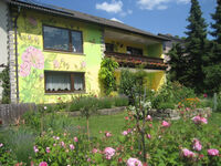 Monteurwohnungen Rosen- und Ferienhaus Birgit Picture 13