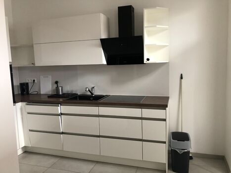 Zimmer-Wohnungen , Vollausstattung, Bild 2