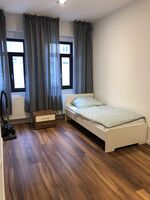 Zimmer-Wohnungen , Vollausstattung, Bild 1