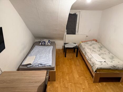 AWH Hartwich - komplette Wohnung in Göppingen ab 11,50 Euro