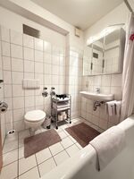 Zentrale Monteurunterkunft 5 Einheiten im selben Haus Bild 9