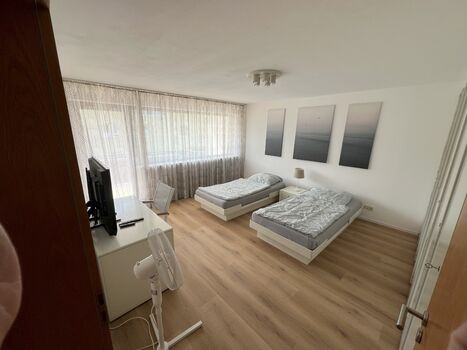Schlafzimmer 1 (2 Personen)