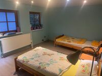 Wohnung 6 Schlafzimmer 1