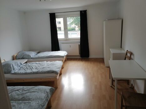 **** Hometime24 - Frisch renovierte Wohnung in Essen **** Picture 2