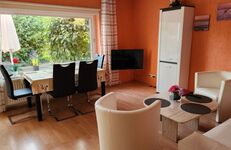 FeWo Seepferdchen Wohnen (hinten Terrasse)